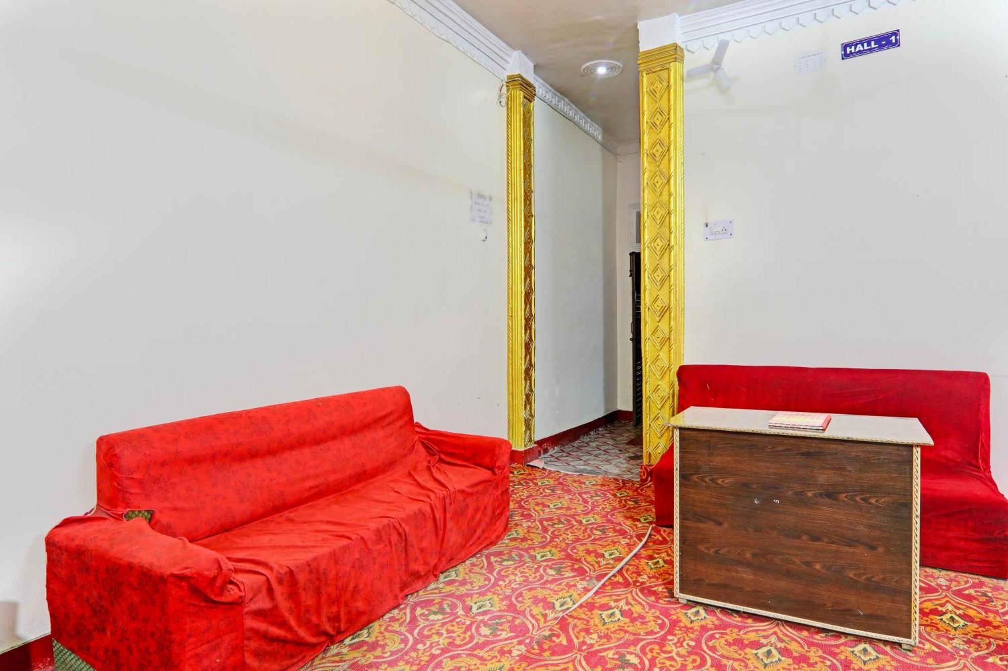 Hotel O Home Om Marriage Hall Ayodhya Zewnętrze zdjęcie